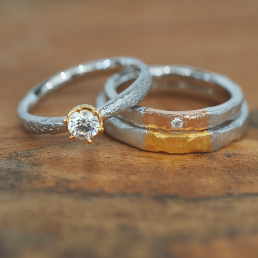 紡ぎ輪　婚約指輪　結婚指輪