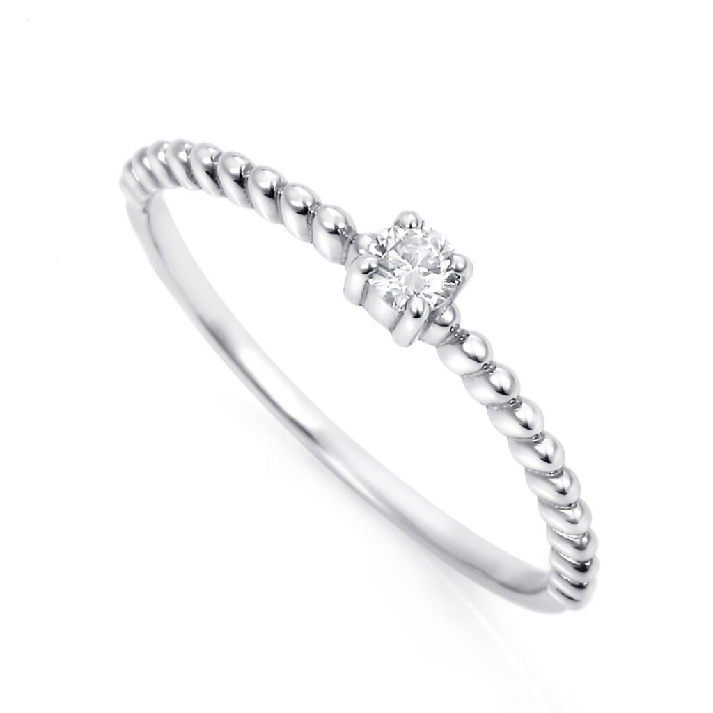 "安い婚約指輪の写真" 