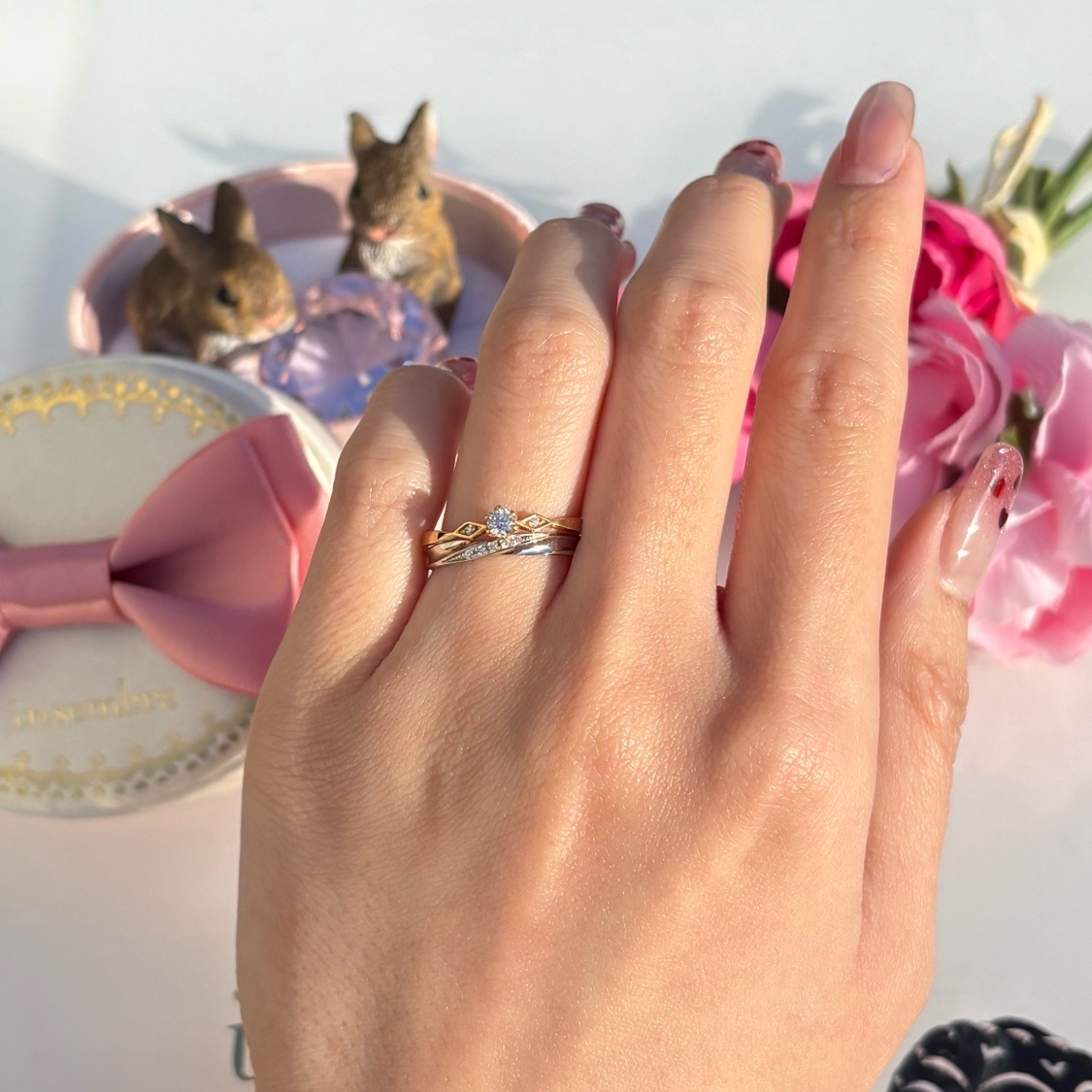 インセンブレのピンクゴールドの婚約指輪 とプラチナダイヤ入り結婚指輪のセット